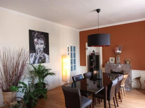 Villa et visite du vignoble organisée avec Spa et Piscine